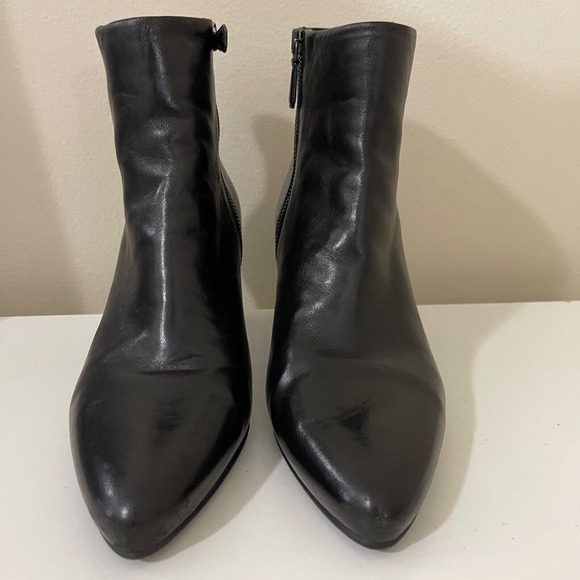 Prada Boots Womens 38 / 8 Black Leather Ankle Chunky Zip Designer Logo Italy - Picture 7 of 15